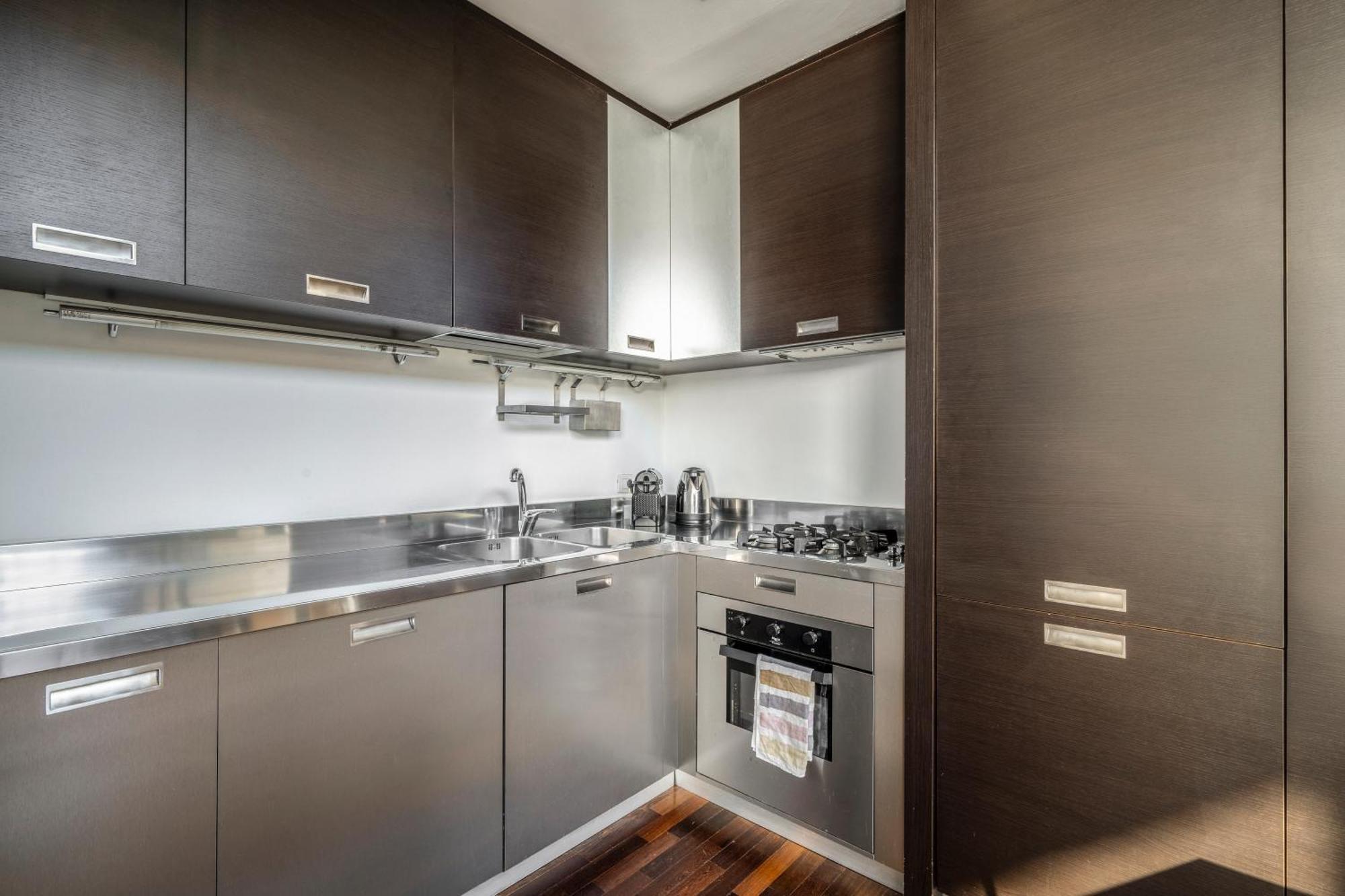 Red Lofty Milano- Loft Moderno Comodo Per Ippodromo, San Siro, Rho Fiera-mico E Politecnico, Parking Mailand